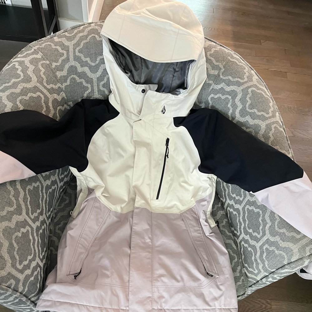 Womens Aris Insulated Gore-Tex Jacket - Amethyst Smoke × 1
AMETHYST SMOKE / XS